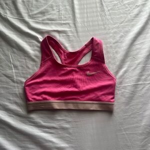 pink nike sports bra